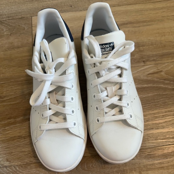 Stan Smith Low Top Sneaker - Picture 1 of 5